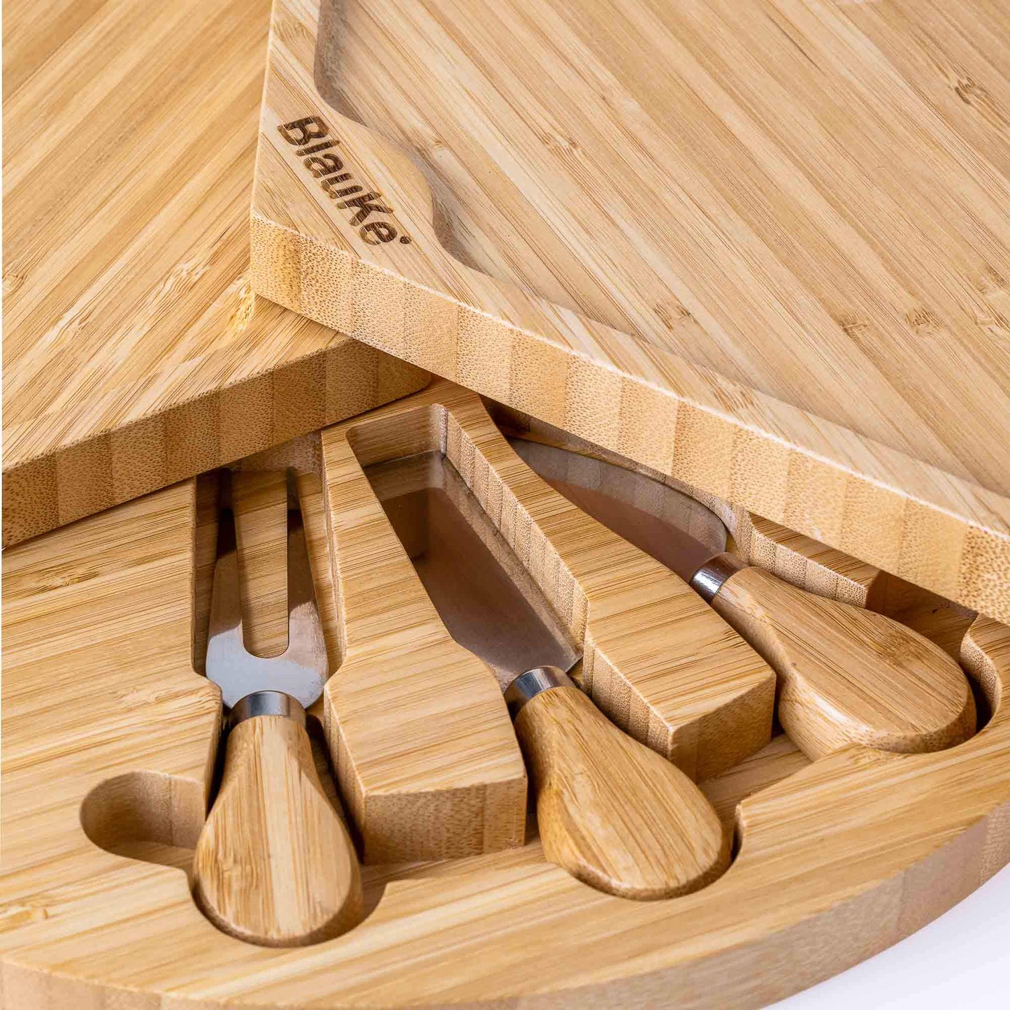 BlauKe® Bamboo Cheese Board and Knife Set – 37cm Round Charcuterie Board, Serving Platter, Slide-Out Drawer, Cheese Knives – Wooden Cheese Board Gift Set