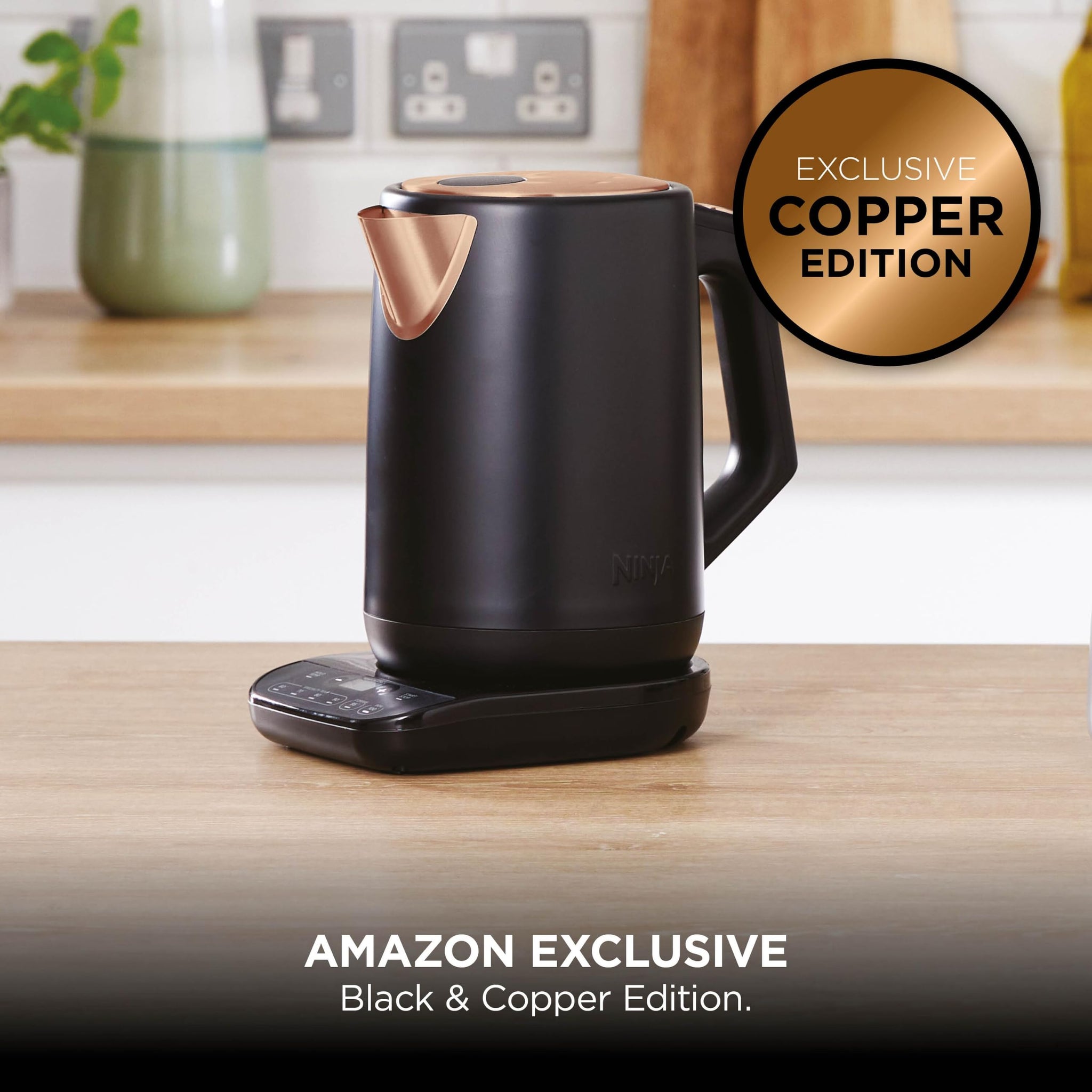 Ninja Perfect Temperature Kettle, 1.7L, LED Display, Easy to Use Kettle with Rapid Boil and Temperature Control & Hold, Black & Copper, KT200UKCP